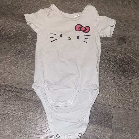 Other - ✨3/$10 ✨ Hello Kitty Onesie